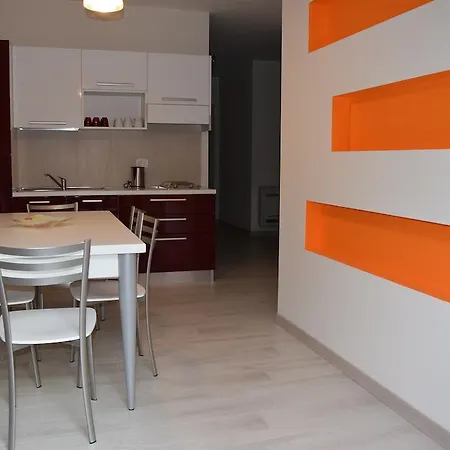 L'acero فندق مبيت وإفطار Casto